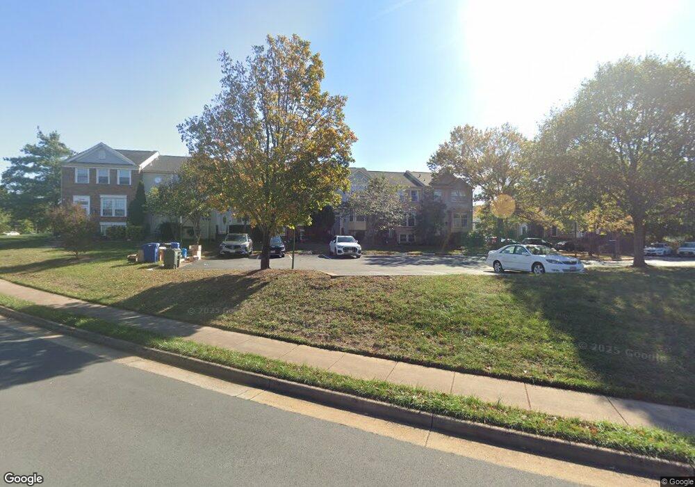 13317 Burkitts Rd, Fairfax, VA 22033 - photo 1