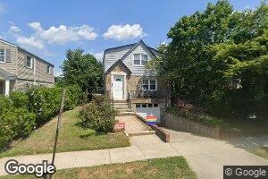 24 Marwood Rd S Unit 2nd Fl, Port Washington, NY 11050