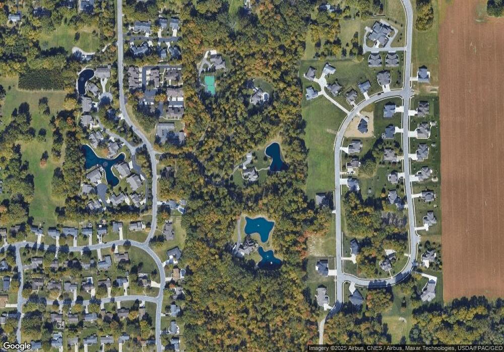 2677 Struthmore Dr, Lima, OH 45806 - photo 1