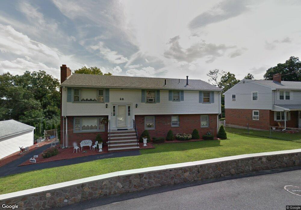 28 Hanson Rd, Saugus, MA 01906 - photo 1