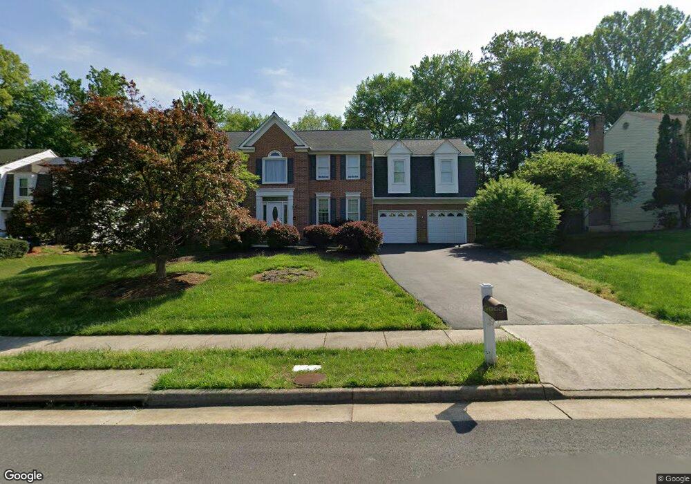 8916 Magnolia Ridge Rd, Fairfax Station, VA 22039 - photo 1