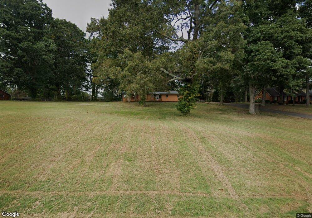 2925 E Broad St, Statesville, NC 28625 - photo 1