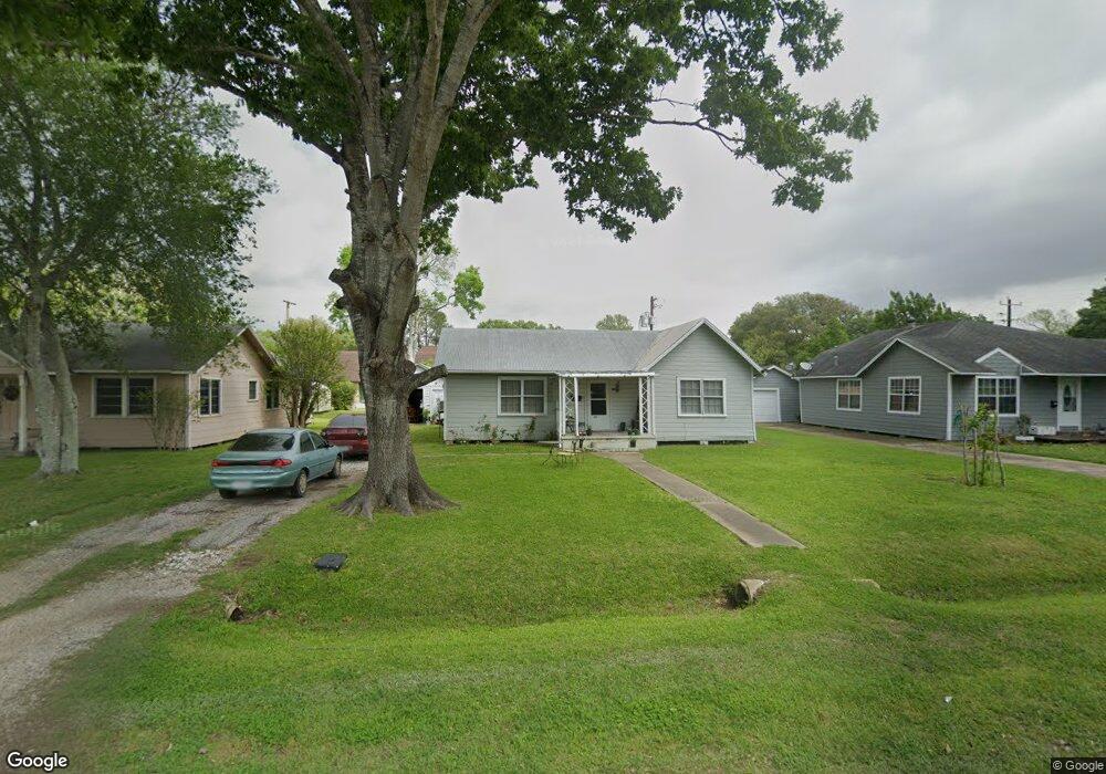 3009 8th St, Bay City, TX 77414 - photo 1