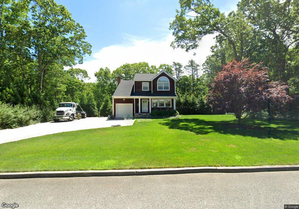 1 Harness Ct, Yaphank, NY 11980 - photo 1