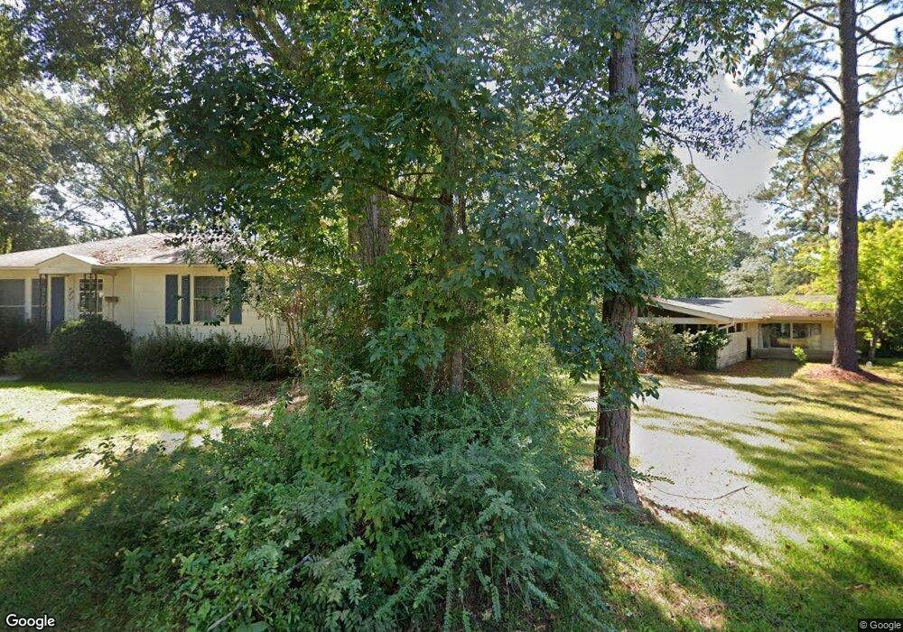 661 Northwest Ave, McComb, MS 39648 - photo 1