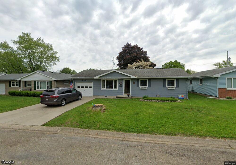 1020 N 30th St, Mattoon, IL 61938 - photo 1