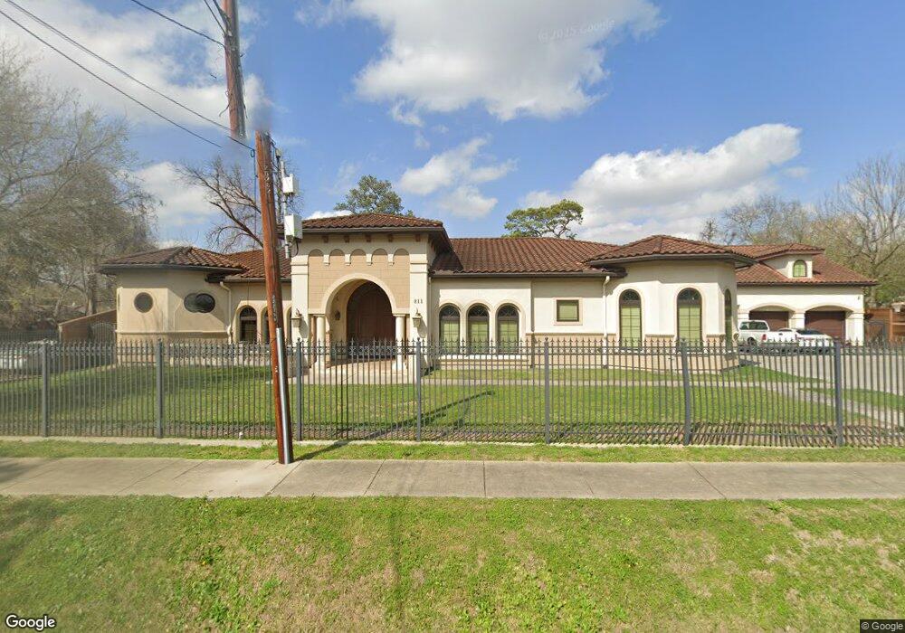 811 Firnat St, Houston, TX 77022 - photo 1