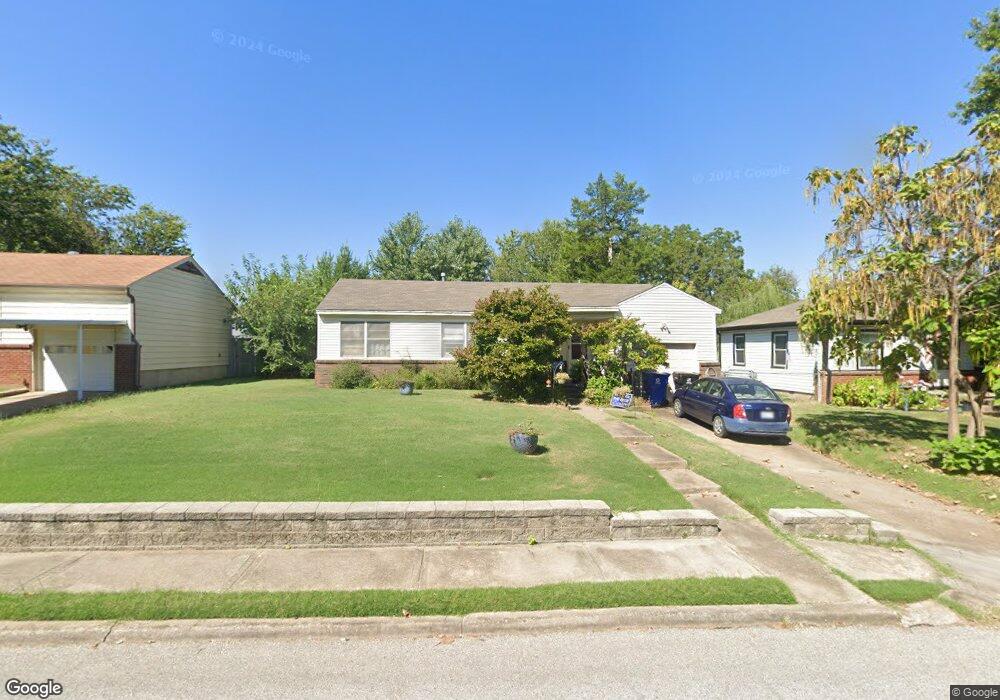 1610 S Ash Place, Broken Arrow, OK 74012 - photo 1