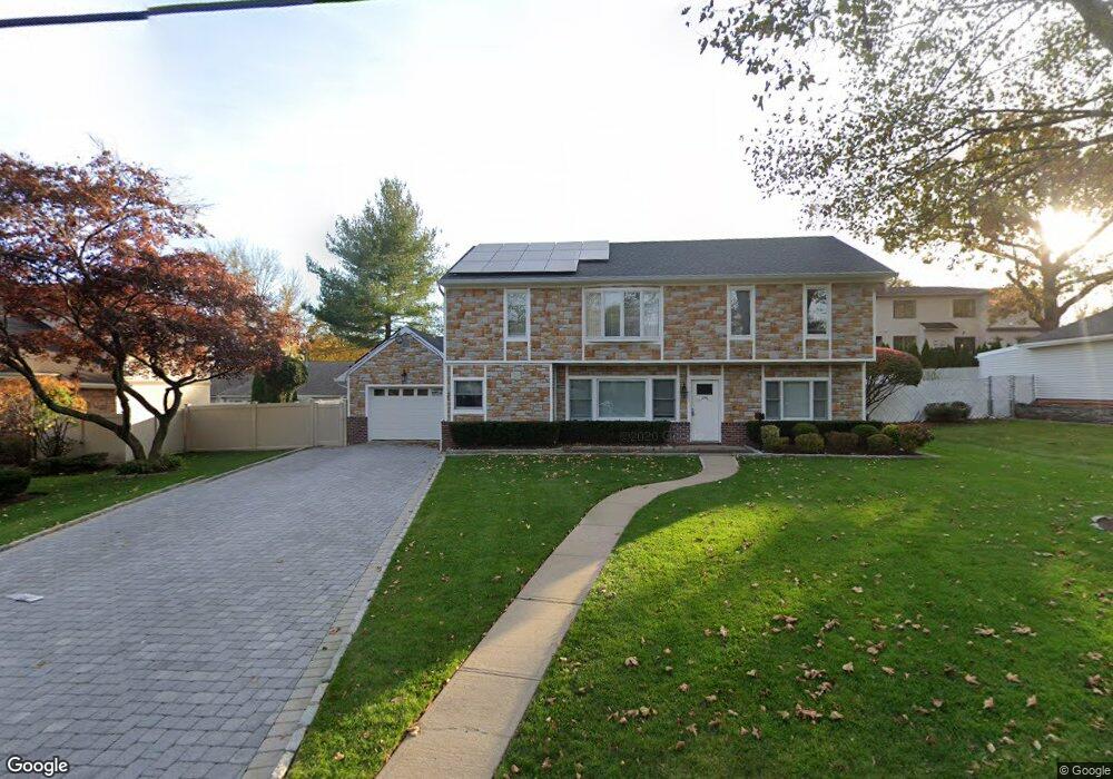 196 Thomas Dr, Paramus, NJ 07652 - photo 1