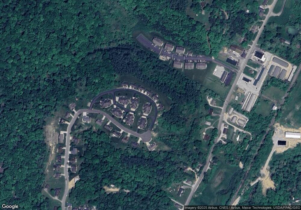 557 Edgehill Cir, Logan, OH 43138 - photo 1