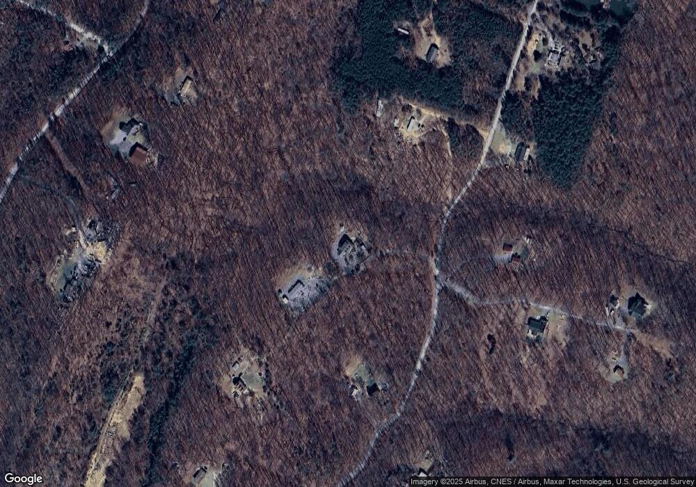 819 Mitchem Ln, Hedgesville, WV 25427 - photo 1