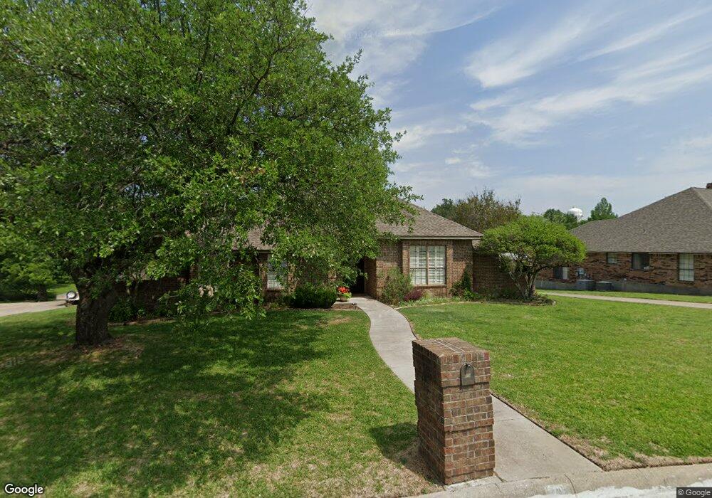 10 Quail Run St, Gainesville, TX 76240 - photo 1