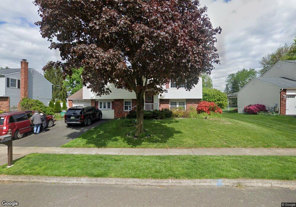 26 Dawn Rd, Levittown, PA 19056 - photo 1