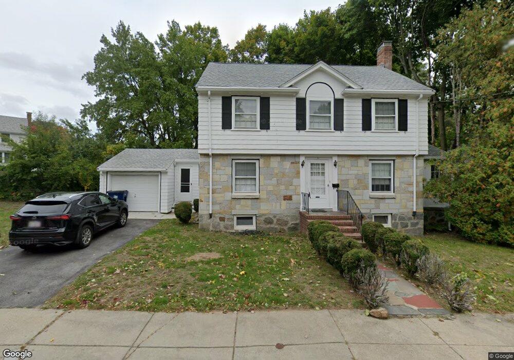 8 Ravenna Rd, West Roxbury, MA 02132 - photo 1