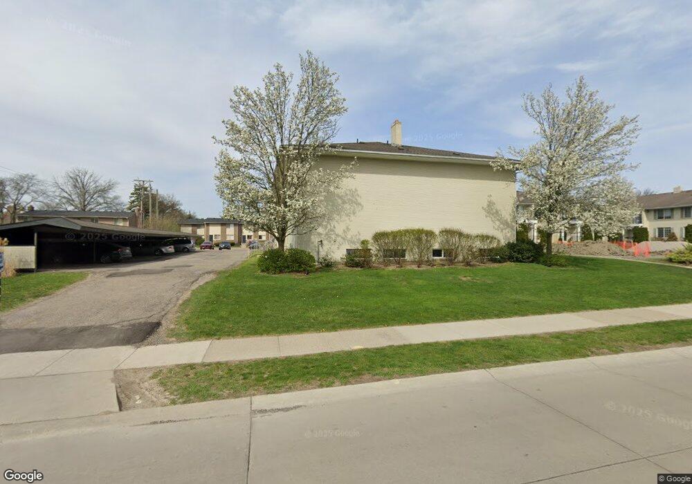 1945 Axtell Dr, Troy, MI 48084 - photo 1