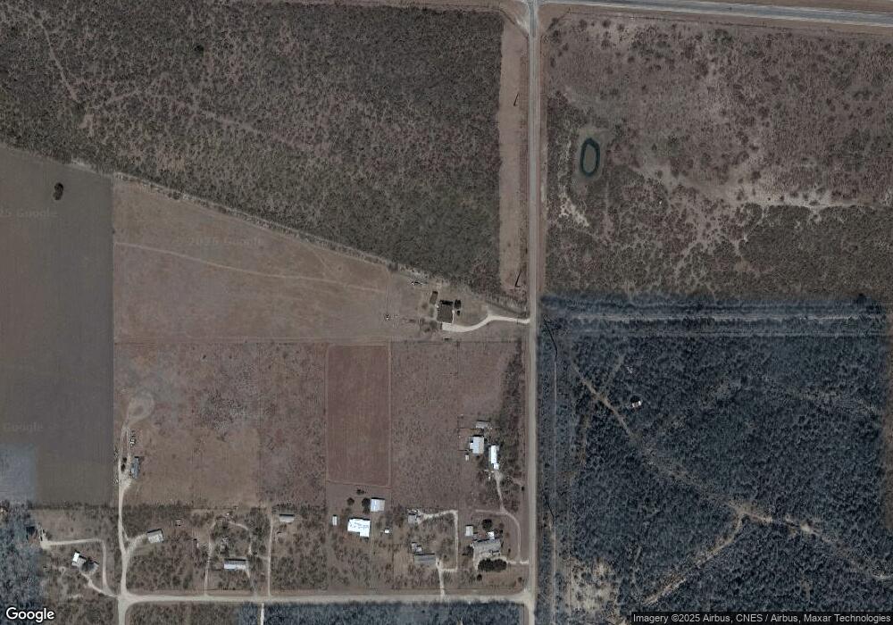 202 County Road 4513, Hondo, TX 78861 - photo 1