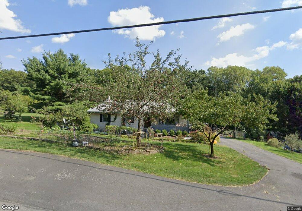 1092 Constitution Ave, Pen Argyl, PA 18072 - photo 1