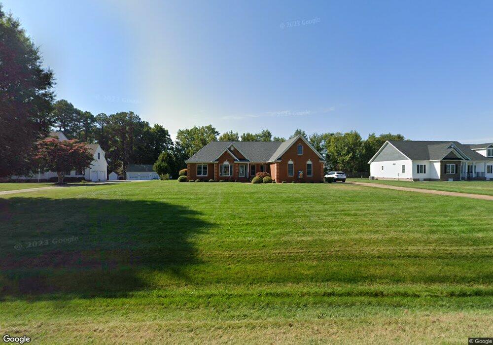 150 Rosemary Ct, Tappahannock, VA 22560 - photo 1