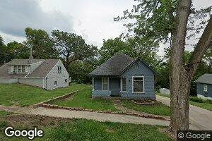 207 N Cherry St, Avoca, IA 51521