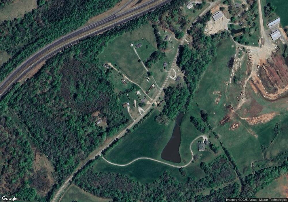 6973 Camp Creek Rd, Mount Airy, GA 30563 - photo 1