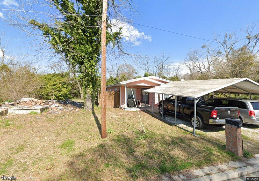 8 W Grant St, Mc Rae Helena, GA 31055 - photo 1