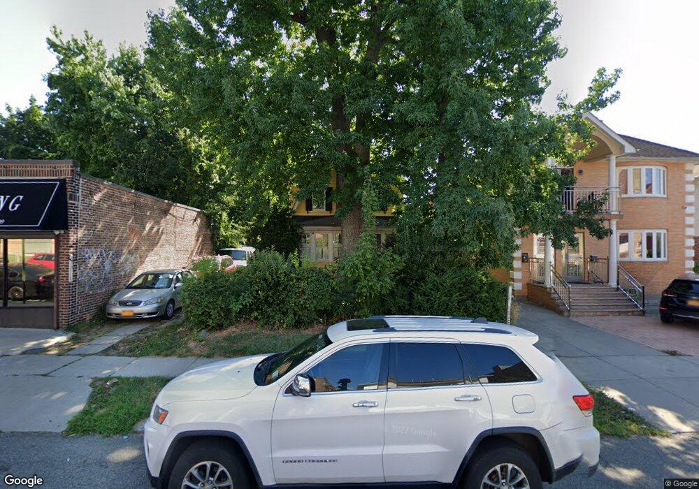 3611 169th St, Flushing, NY 11358 - photo 1