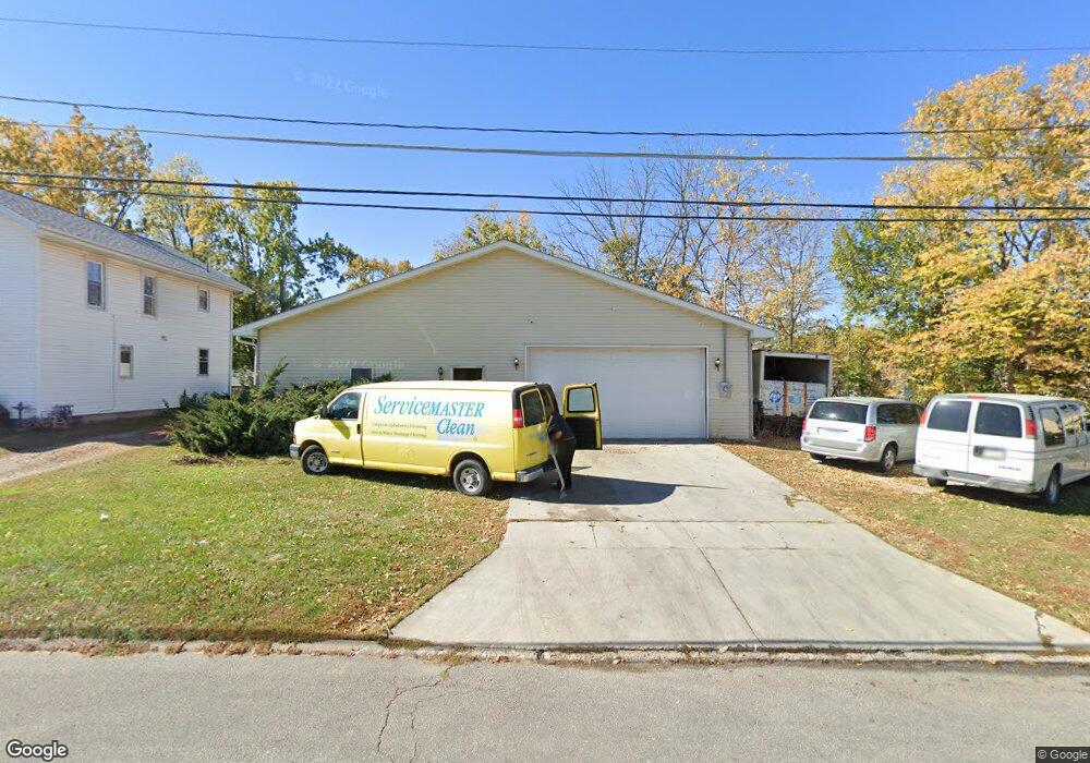 127 W 10th St N, Newton, IA 50208 - photo 1