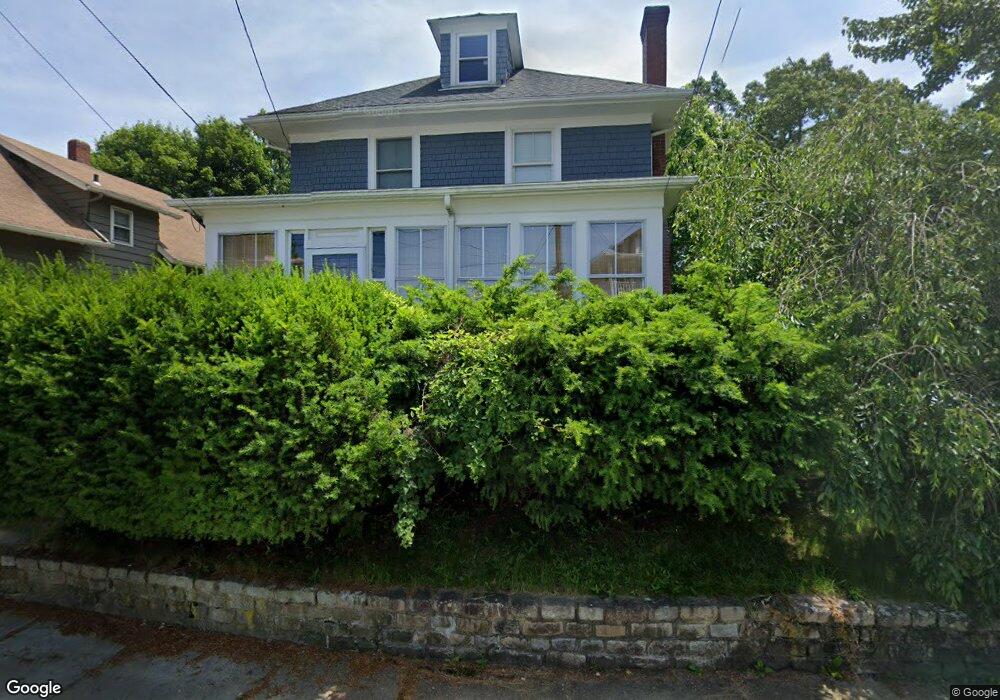 39 Malvern Ave, Cranston, RI 02905 - photo 1