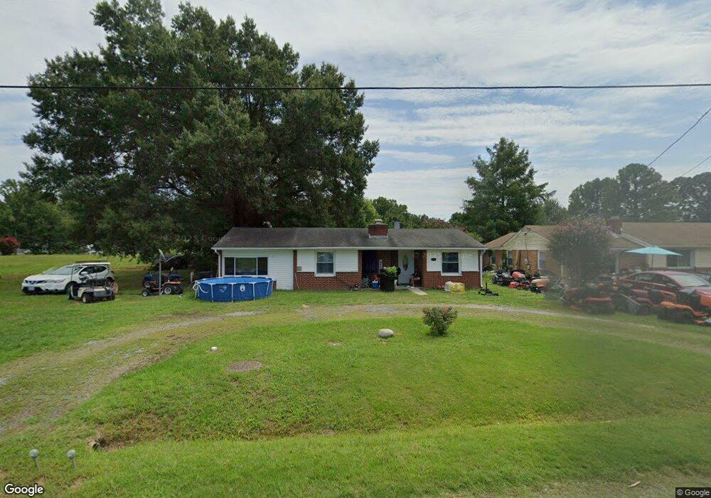 904 Ebb Tide Dr, Colonial Beach, VA 22443 - photo 1