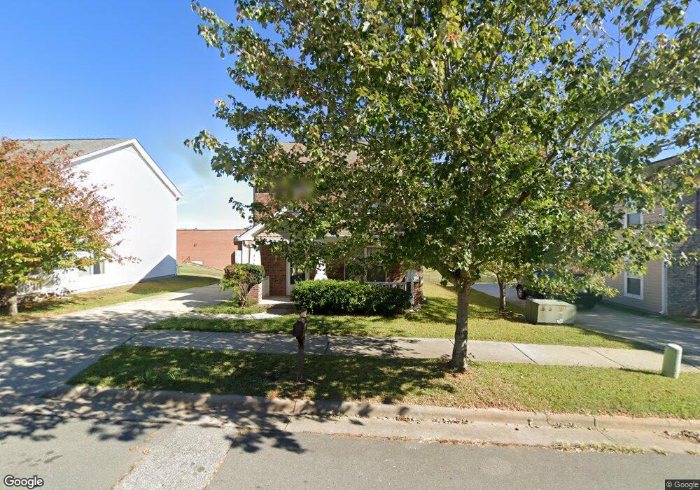 458 Wadsworth Ct, High Point, NC 27263 - photo 1