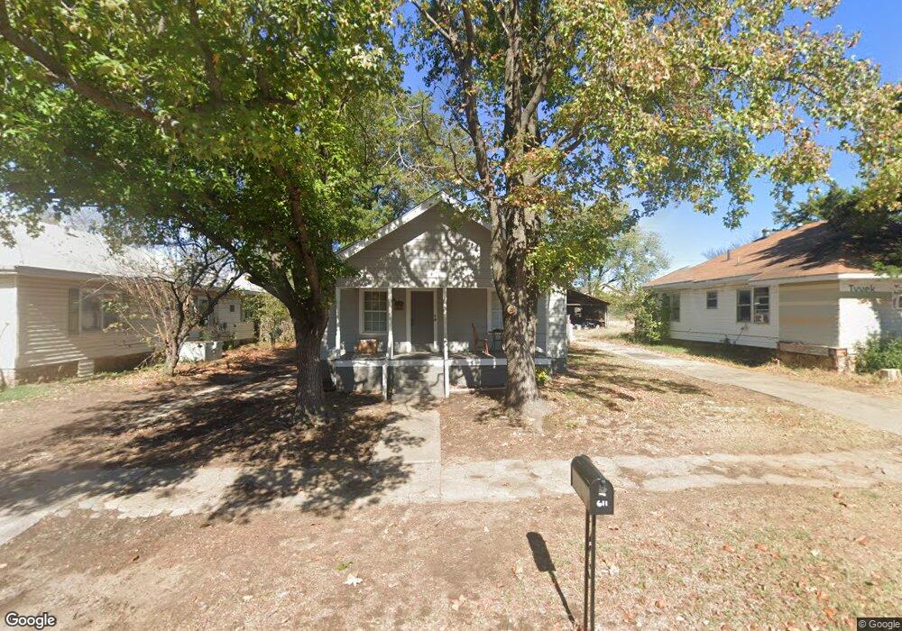 611 E 13th St, Okmulgee, OK 74447 - photo 1