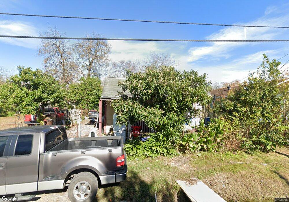 4043 Wylie St, Houston, TX 77026 - photo 1