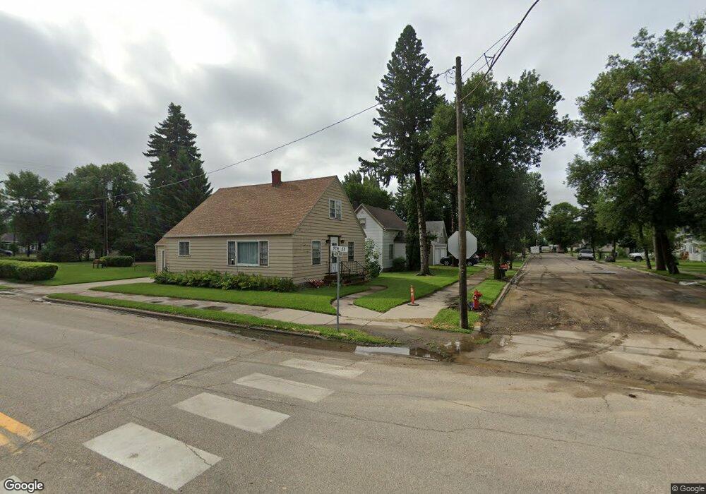 907 4th Ave, Cando, ND 58324 - photo 1