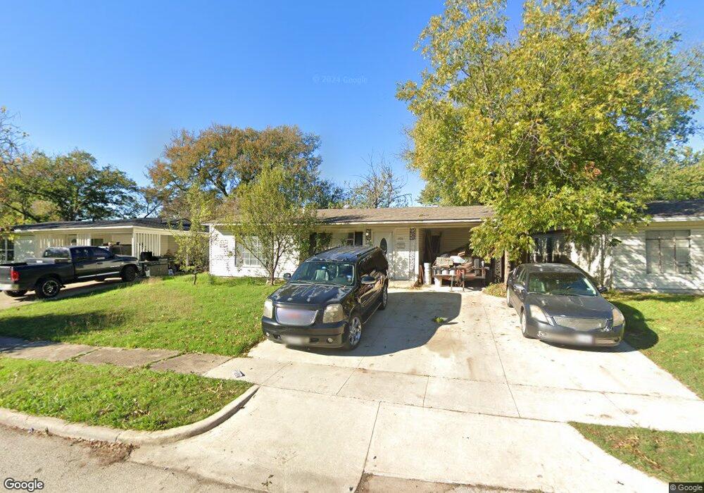 1106 Indian Hills Dr, Grand Prairie, TX 75051 - photo 1