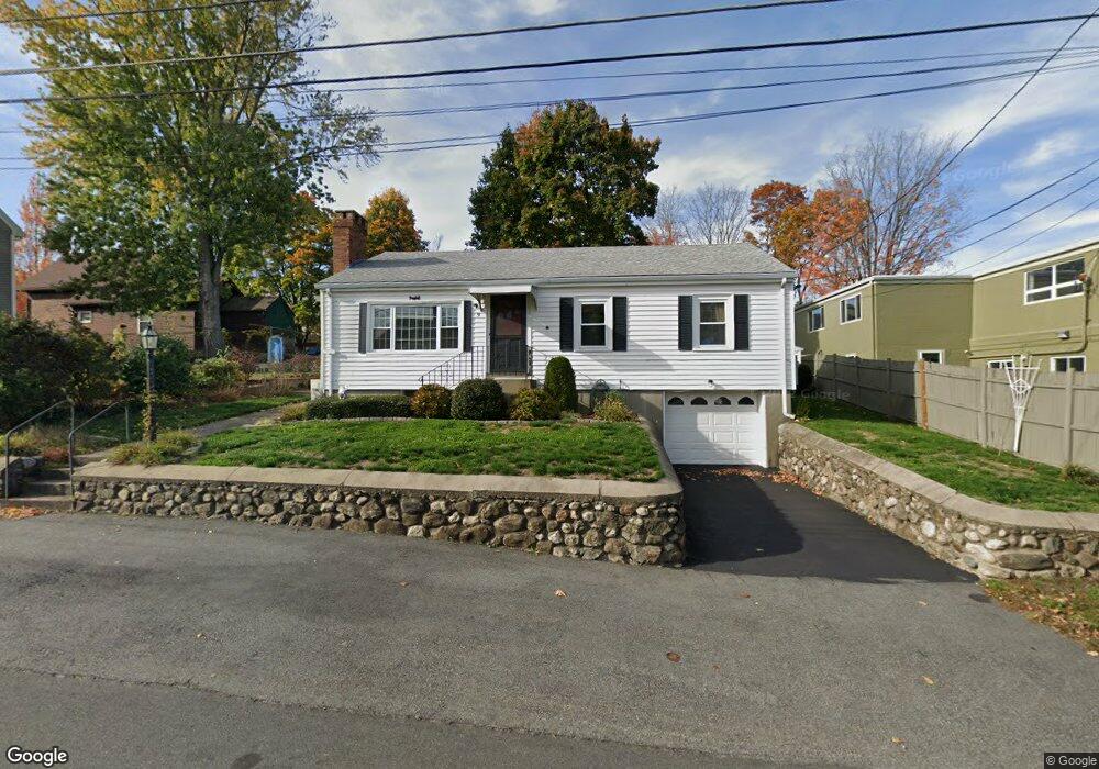 9 Hart St, Wakefield, MA 01880 - photo 1
