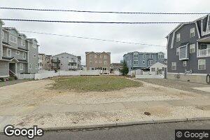 138 76th St, Sea Isle City, NJ 08243
