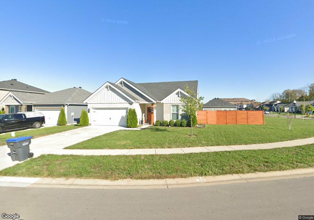 6425 Oak Village Dr, Louisville, KY 40228 - photo 1