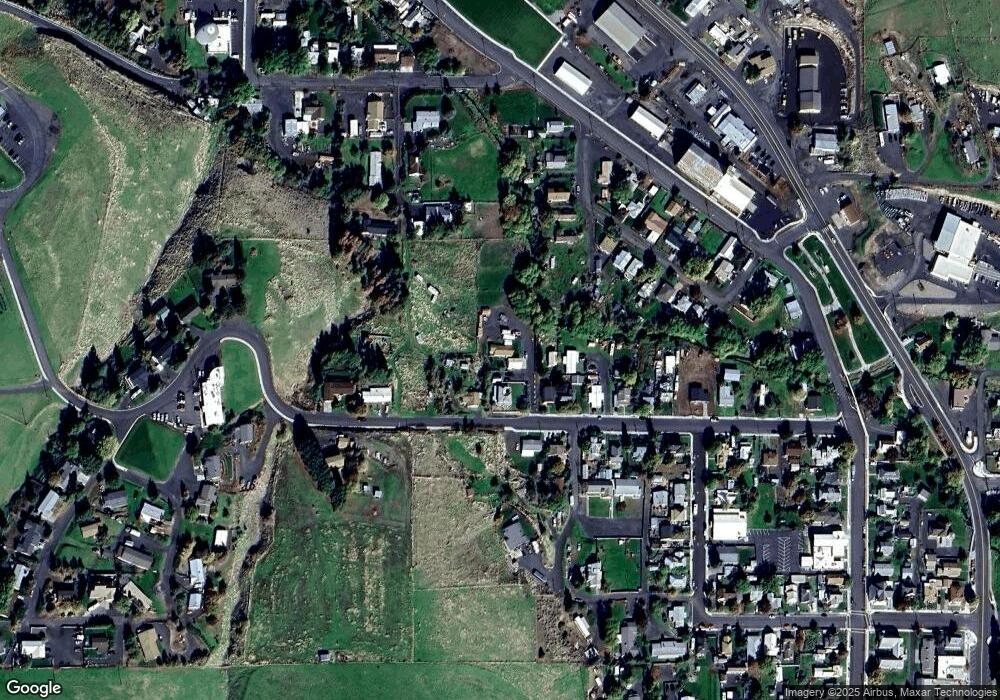 445 Water St, Heppner, OR 97836 - photo 1