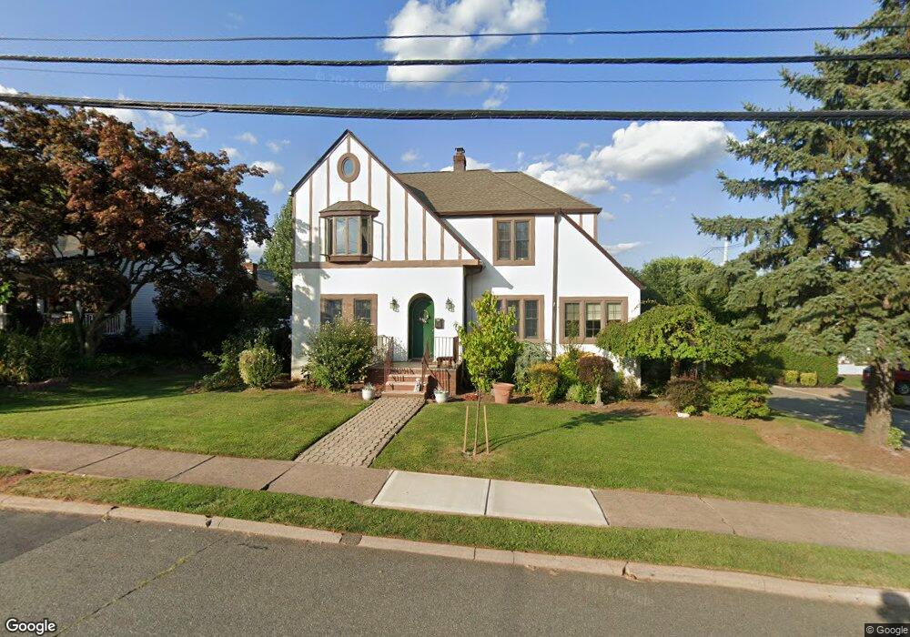 275 Columbus Ave, Hasbrouck Heights, NJ 07604 - photo 1