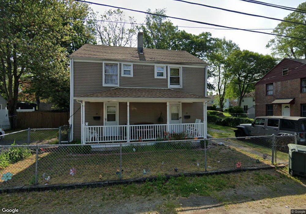 32 Evers Ct unit 34, Bridgeport, CT 06610 - photo 1
