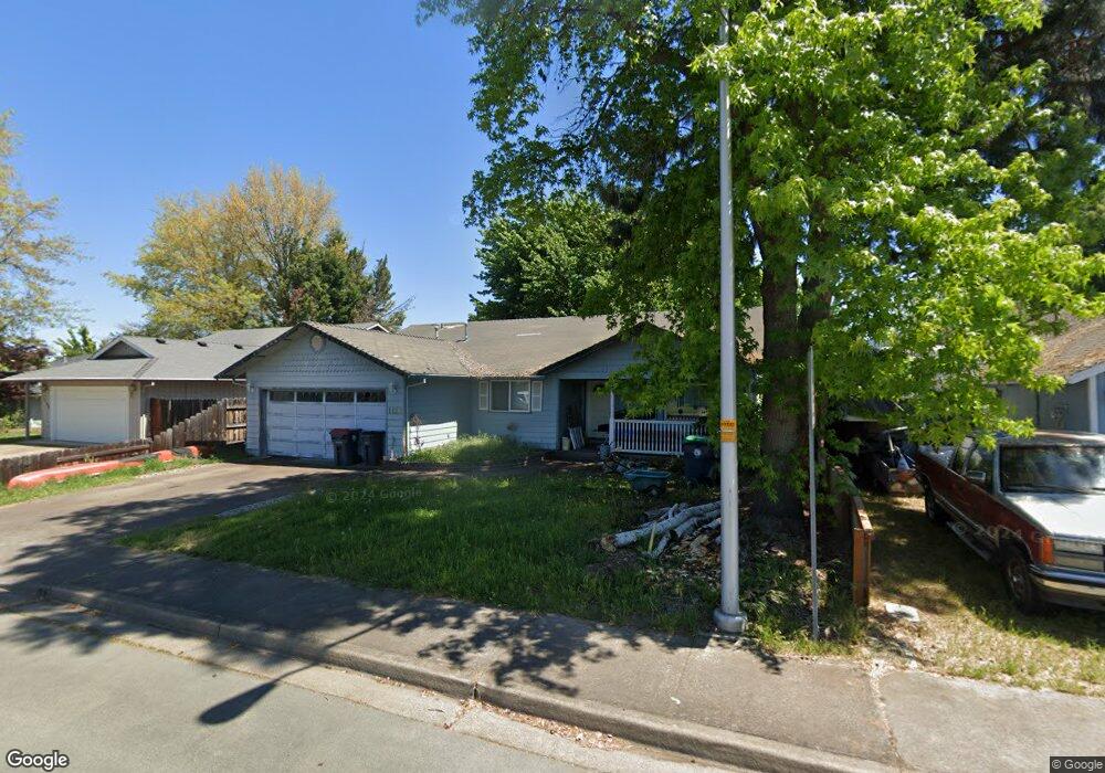 1138 Hampton Dr, Central Point, OR 97502 - photo 1