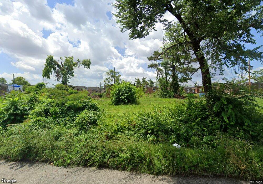 4424 Penrose St, Saint Louis, MO 63115 - photo 1