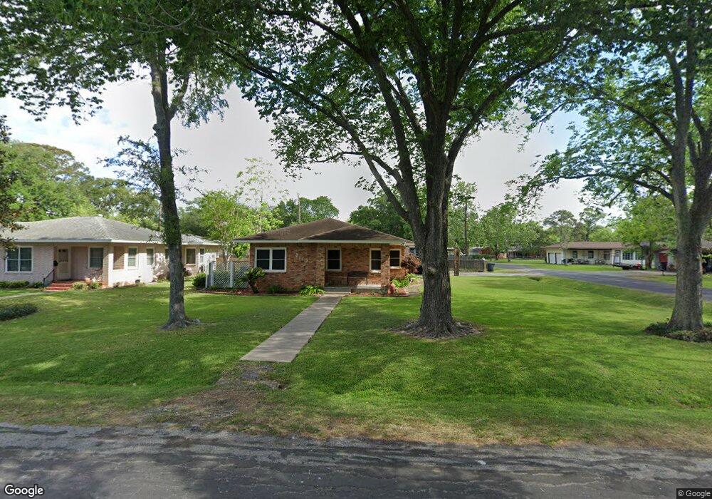 3117 13th St, Bay City, TX 77414 - photo 1