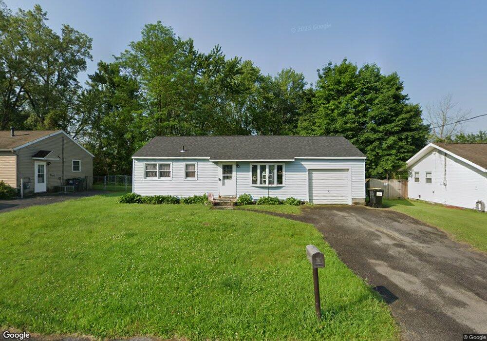 3 Winslow Dr, Schenectady, NY 12309 - photo 1