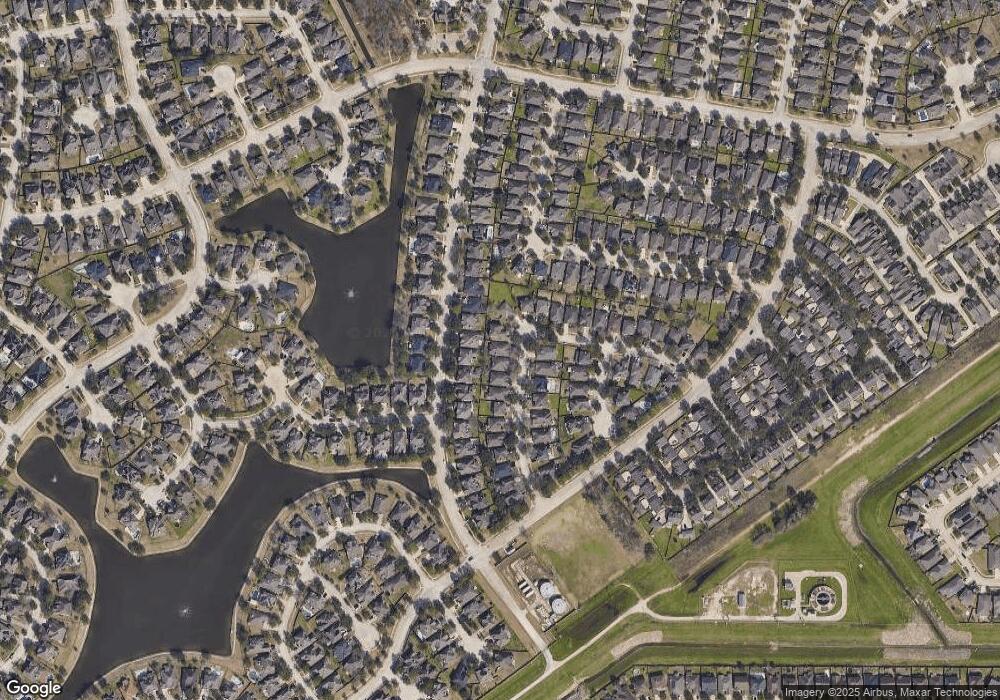 29919 Sunwillow Creek Dr, Spring, TX 77386 - photo 1