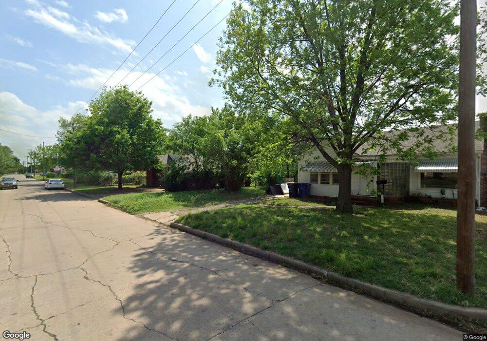 1405 W Pine Ave, Duncan, OK 73533 - photo 1