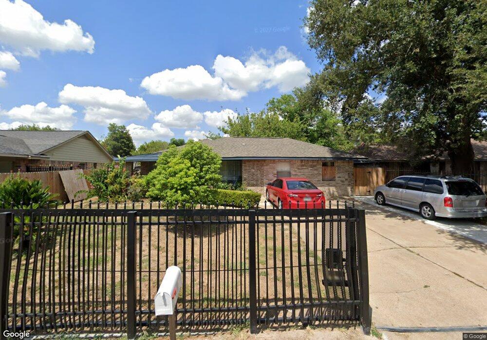 10319 Pleasanton Dr, Houston, TX 77038 - photo 1