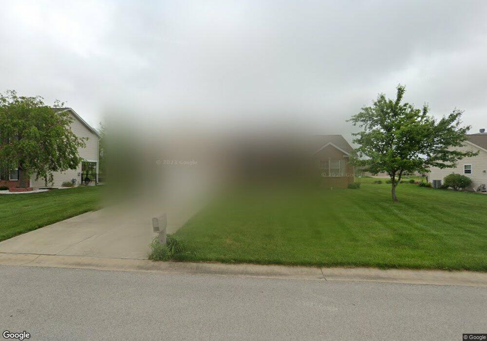 412 Telluride Dr, Freeburg, IL 62243 - photo 1