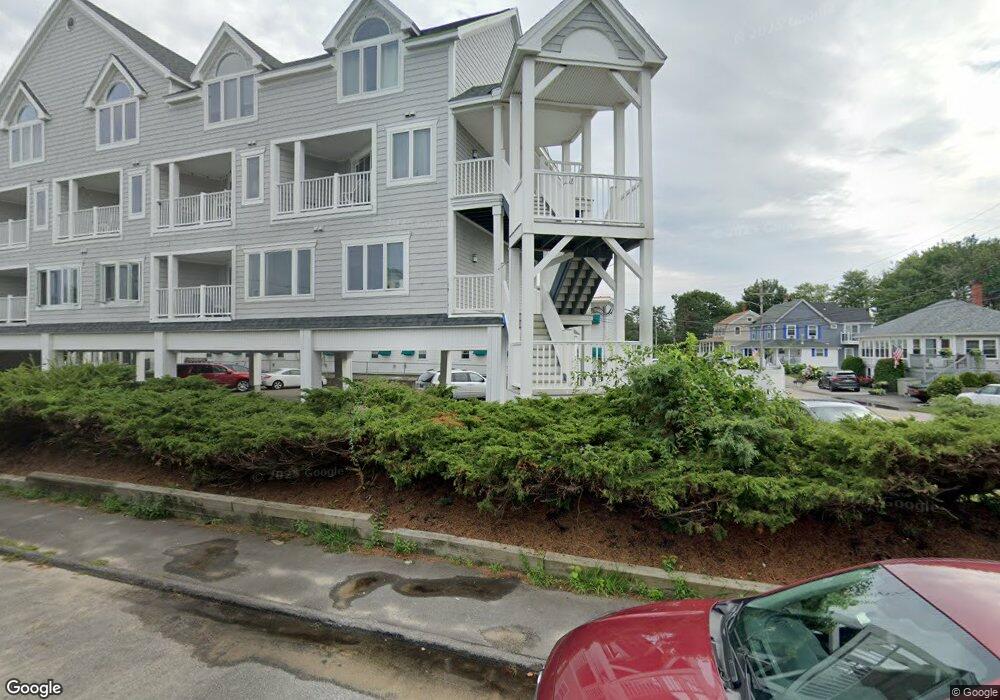 7 Ocean Ave, Old Orchard Beach, ME 04064 - photo 1