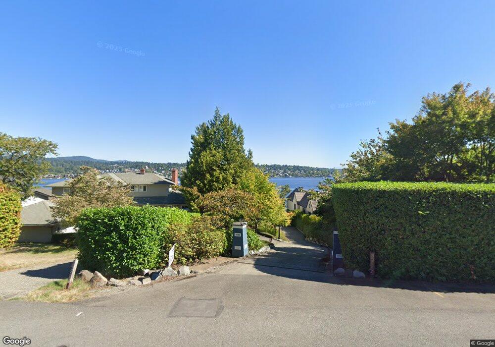 8206 Avalon Dr, Mercer Island, WA 98040 - photo 1